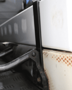 Defender 42L fresh Water tank under seat_4