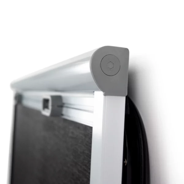 EuroVision 2 Slimline Blind & Flyscreen for Caravan detail2